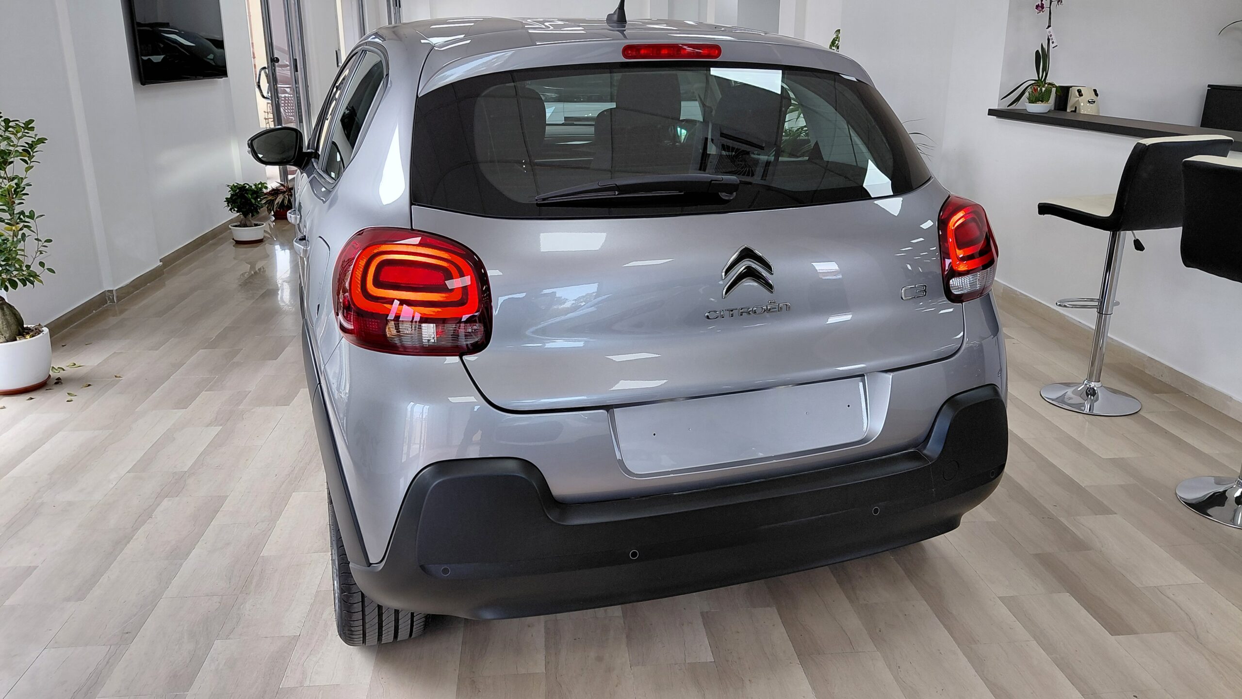  Citroen C3 Puretech 83 CV PLUS full 