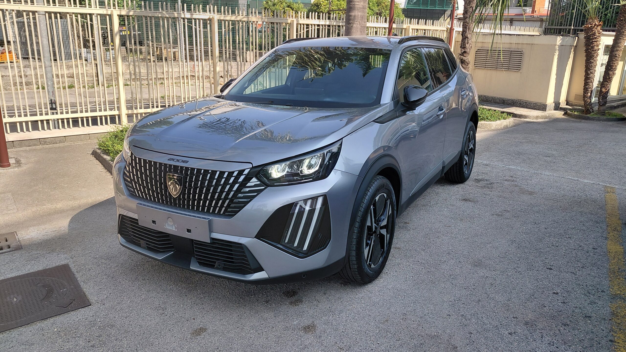 Peugeot 2008 Puretch 100 S&S ALLURE full 