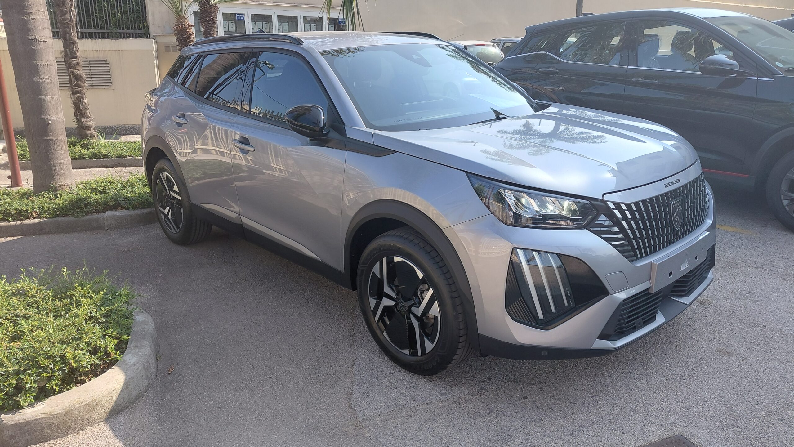  Peugeot 2008 Puretch 100 S&S ALLURE full 